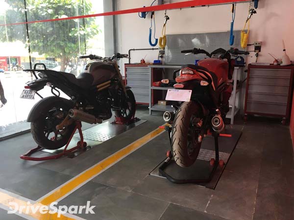 ஹிமாலயனுடன் மோத வரும் மஹிந்திரா மோஜோ அட்வென்ச்சர் பைக்!