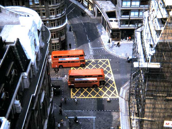 டிராஃபிக் ஜாமுக்கு தீர்வு தரப்போகும் மஞ்சள் பெட்டிகள் சந்திப்பு திட்டம்! 