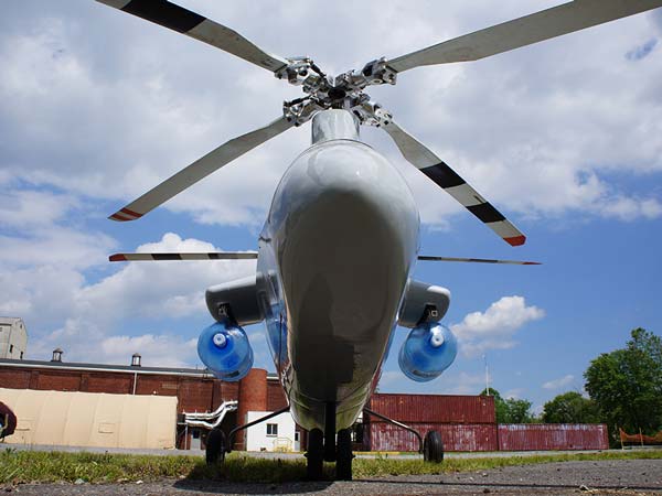 போரில் காயமடைந்தவர்களை காப்பாற்ற ஆளில்லா ஹெலிகாப்டர்கள்!