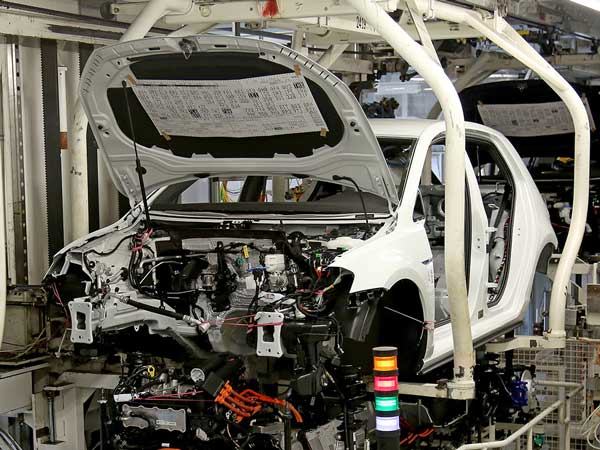 வாகனங்களை பி.எஸ். 4 எஞ்சினில் மாற்றியமைப்பது சாத்தியமா?