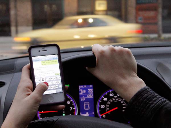 கவனமான கார் பயணத்திற்கு ஆப்பிளின் புதிய தொழில்நுட்பம