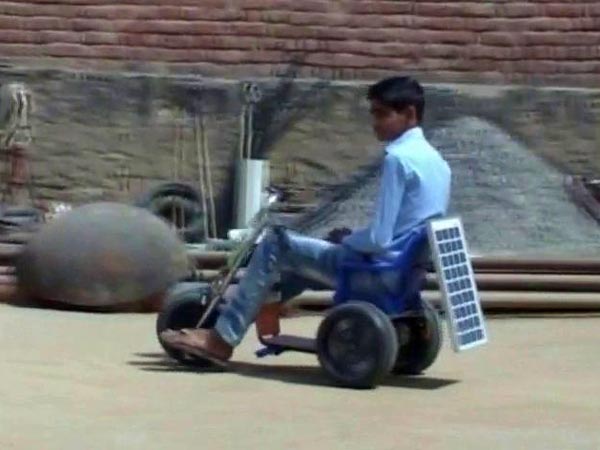 சோலார் பைக்கை உருவாக்கிய 13வயது பள்ளி மாணவர்! சோலார் பைக்கை உருவாக்கிய 13வயது பள்ளி மாணவர்!