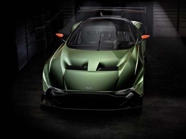 அதிரடியான அஸ்டன் மார்ட்டினின் புதிய ஸ்போர்ட்ஸ் கார்