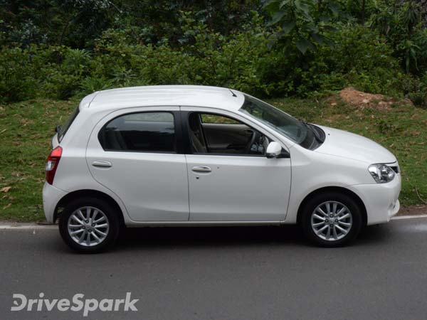 உலகில் மிகவும் விரும்பபடும் கார் நிறம் எது தெரியுமா?