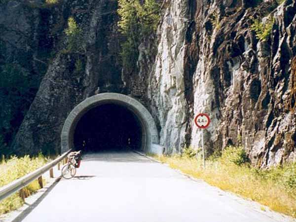 குட்வேன்ஜன் சுரங்க வழித்தடம் (நார்வே)