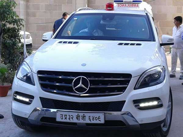 3 கோடி ரூபாய் காரில் வலம் வரும் யோகி ஆதித்யநாத்