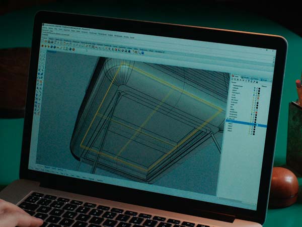 குழந்தைகள் தூங்க மார்டன் தொட்டில்: ஃபோர்டு கண்டிபிடிப்பு