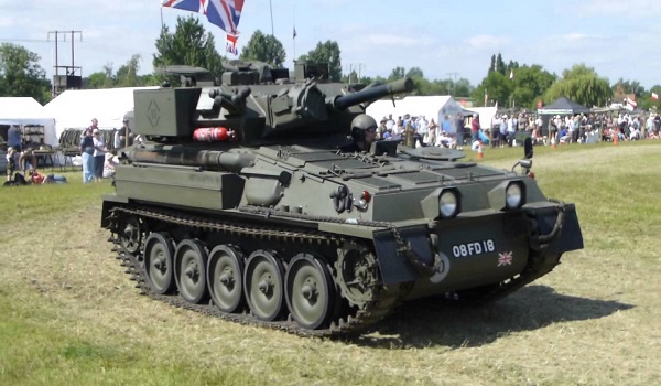 உலகின் அதிவேக கவச வாகனம்: எஃப்வி 101 ஸ்கார்பியன்