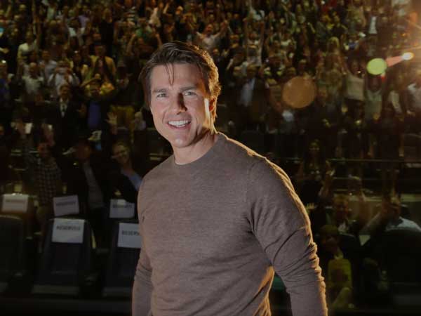 எம்.ஐ- 6 படத்தில் இடம்பெறும் பி.எம்.டபுள்யூ ஆர் நைன் டி