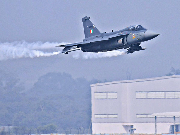 ஆளில்லா தேஜஸ் போர் விமானம் தயாரிக்கும் இந்தியா..!