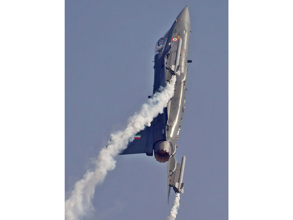 ஆளில்லா தேஜஸ் போர் விமானம் தயாரிக்கும் இந்தியா..!