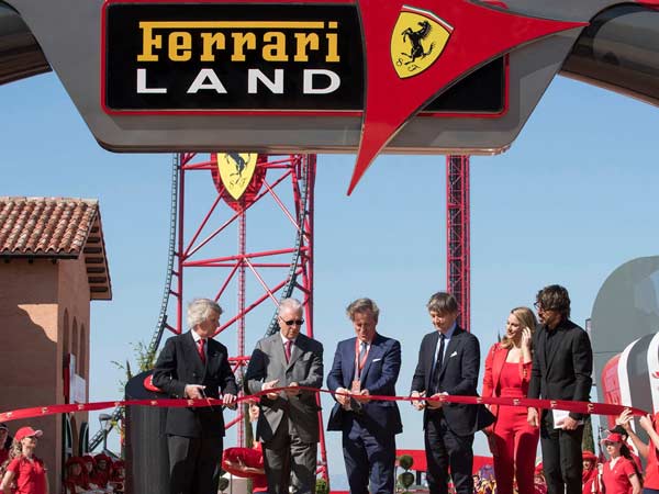 ஃபெராரி நிறுவனத்தின் புதிய தீம் பார்க் திறப்பு..! ஃபெராரி நிறுவனத்தின் புதிய தீம் பார்க் திறப்பு..!