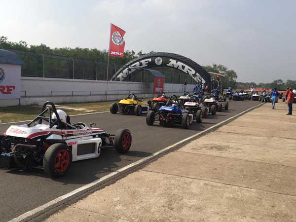 கார் பந்தயம்... இந்தியாவின் 'தல' தமிழ்நாடு... !!