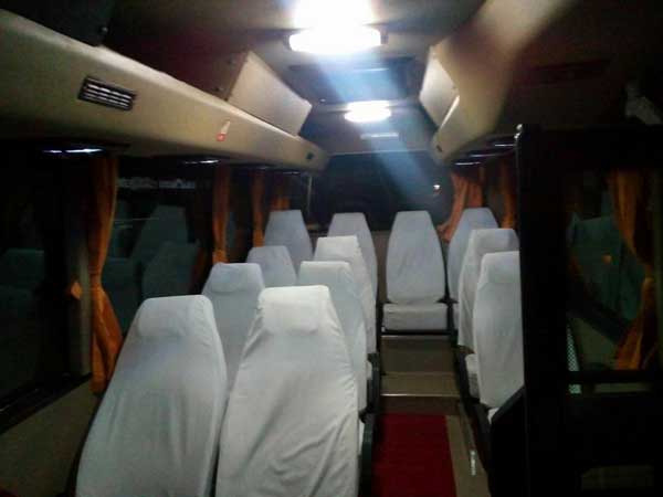 டூர் செல்வதற்கு சொந்த கார் சிறந்ததா அல்லது வாடகை கார் சிறந்ததா?