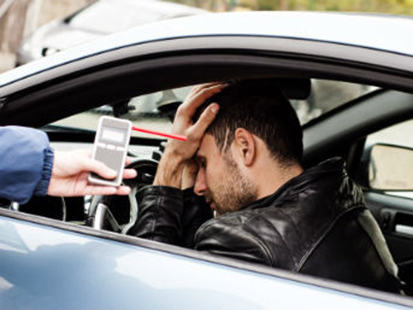 புதிய விதிமுறையின்படி 10 வழிகளில் உங்களது டிரைவிங் லைசென்ஸ் ரத்தாகும் வாய்ப்பு!