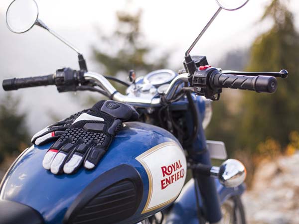 ராயல் என்ஃபீல்டு பைக்கில் 40 உற்பத்தி குறைபாடுகள்..?