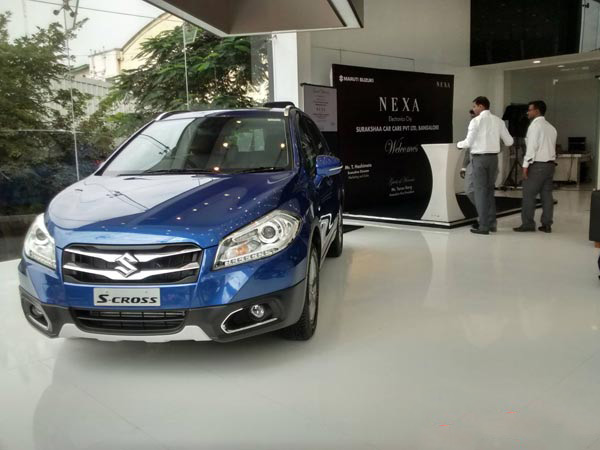 மாருதி நெக்ஸா ஷோரூமில் தீ விபத்து: காரணம் என்ன?