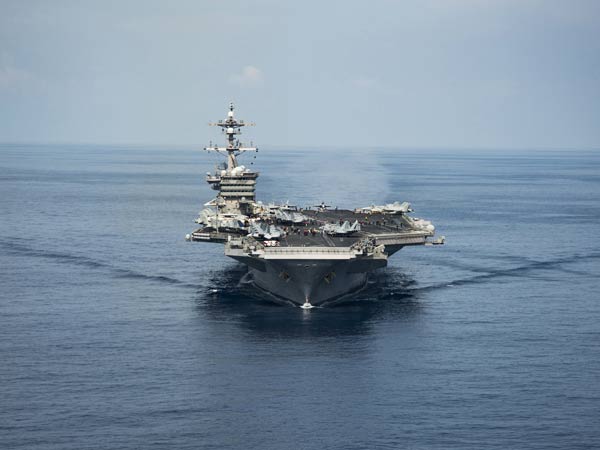 வட கொரியாவை நோக்கி செல்லும் ‘கார்ல் வின்சன்’ போர்கப்பல்