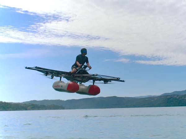 கூகுள் நிறுவனர் ஆதரவில் உருவான புதிய பறக்கும் கார்!
