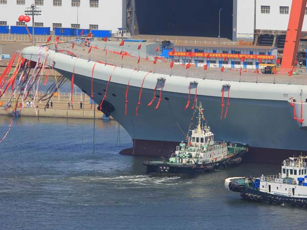 ரகசியமாக தயாரித்த விமானம் தாங்கி கப்பலை வெளியிட்ட சீனா..!