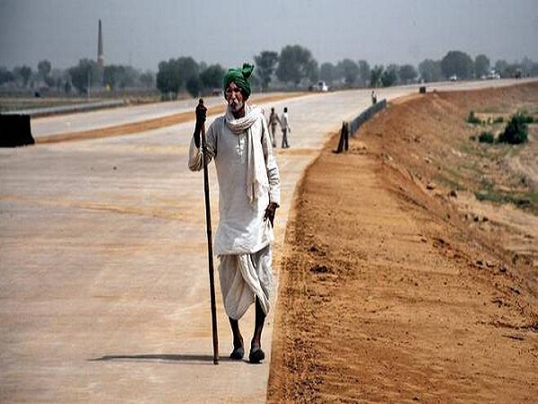 நாட்டின் முதல் ஸ்மார்ட் - பசுமை நெடுஞ்சாலையின் சிறப்புகள் !