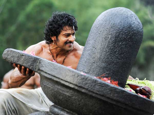 பாகுபலி பட நாயகர்கள் பிரபாஸ், ரானா டகுபதி கார் கலெக்ஷன் !!