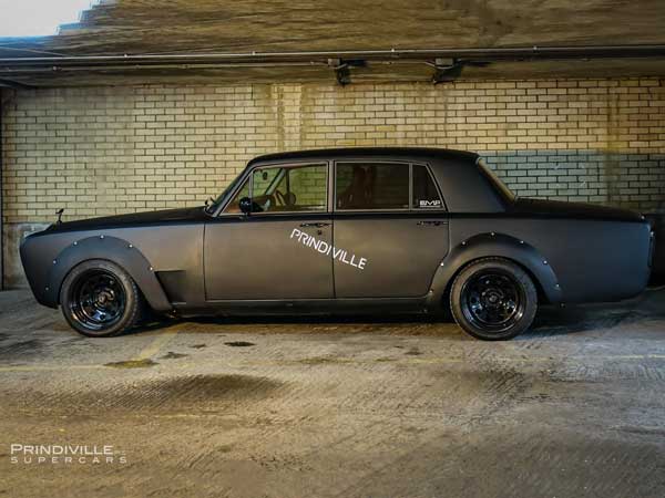 ரோல்ஸ்-ராய்ஸ் கஸ்டமைஸ் பெறுவதில் போட்டோ போட்டி..!