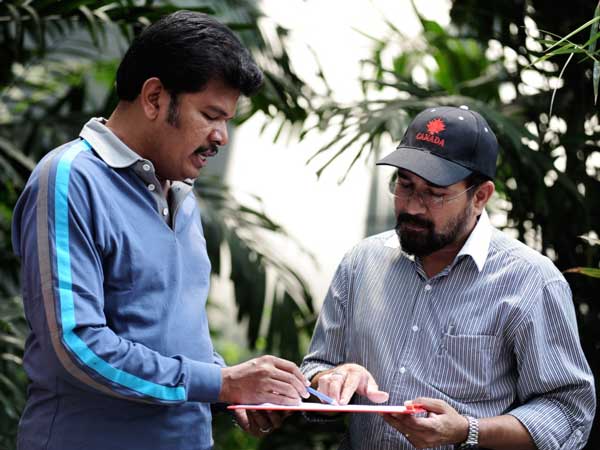 பாகுபலி கத்தி சுழலும் ரதத்திற்கு உயிர் கொடுத்த எஞ்சின்