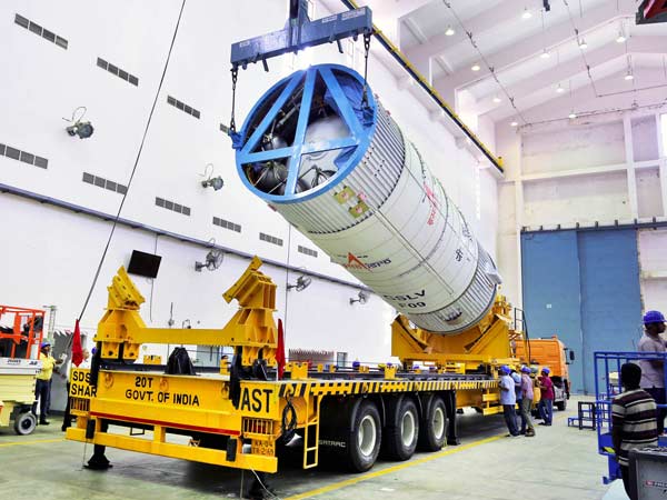 மின்சார உந்துவிசை நுட்பத்துடன் இஸ்ரோ செயற்கைகோள்!