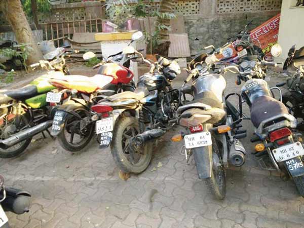 40 நொடிகளில் வாகனங்களை திருடும் திருடர்களின் பிளான்..!