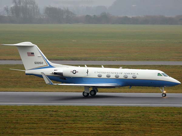 அமெரிக்க அதிபர் தப்புவதற்கான ரகசிய விமானங்கள்!