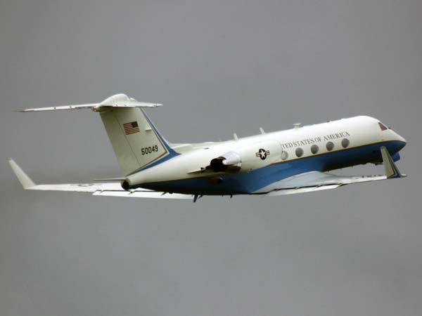 அமெரிக்க அதிபர் தப்புவதற்கான ரகசிய விமானங்கள்!