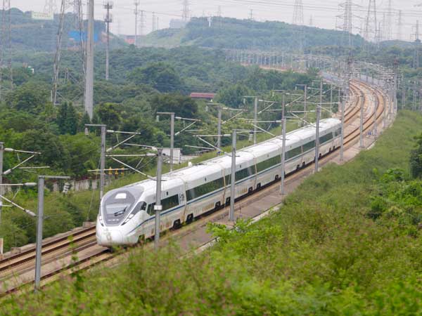 அடுத்த தலைமுறைக்கான புல்லட் இரயிலை அறிமுகப்படுத்தும் சீனா