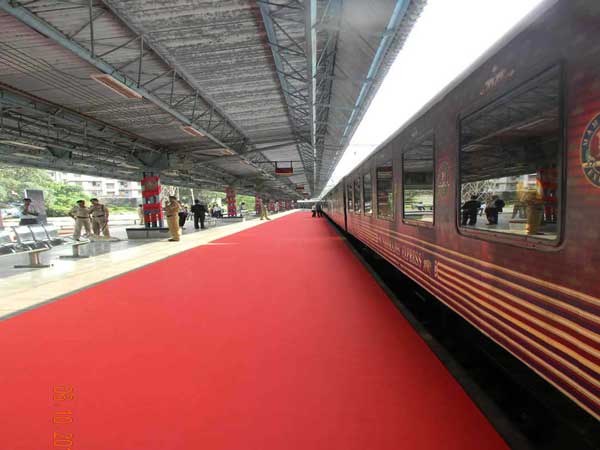 ஆடம்பர ’மாஹாராஜா எக்ஸ்பிரஸ்’ தென்னிந்தியா வருகிறது