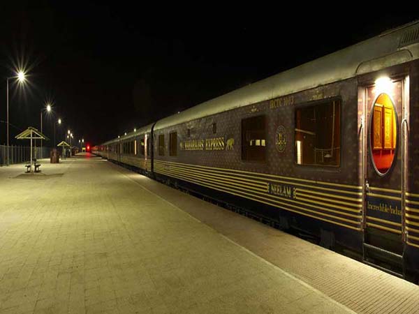 ஆடம்பர ’மாஹாராஜா எக்ஸ்பிரஸ்’ தென்னிந்தியா வருகிறது