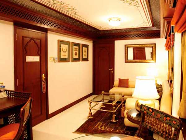 ஆடம்பர ’மாஹாராஜா எக்ஸ்பிரஸ்’ தென்னிந்தியா வருகிறது