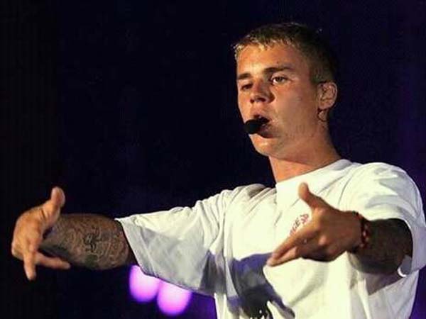 இந்தியர்களை தெறிக்கவிட்ட ஆடம்பர மன்னன் ஜஸ்டின் பீபர்..!