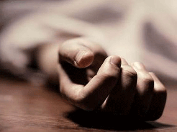 இருசக்கரவாகன விபத்தில் எரிந்த வாலிபர் - மரத்துப்போன மனிதநேயம்..!