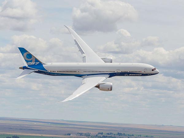 பயணிகள் விமானத்தின் வேகமும், அதை சுற்றிய சுவாரஸ்யங்களும்... !!