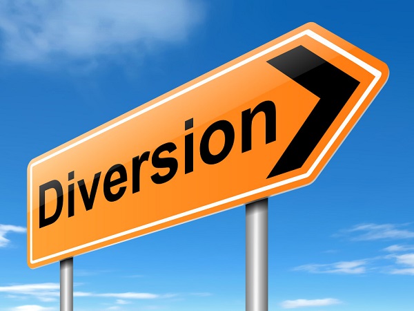 திருமலை பட பாணியில் வழி தவறி 500 கிமீ சென்ற மூதாட்டி..! திருமலை பட பாணியில் வழி தவறி 500 கிமீ சென்ற மூதாட்டி..!