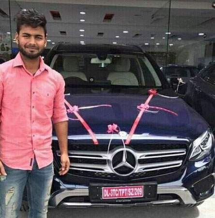 ஐபிஎல் சம்பளத்தின் மூலம் மெர்சிடிஸ் கார் வாங்கிய ரிஷாப்..!