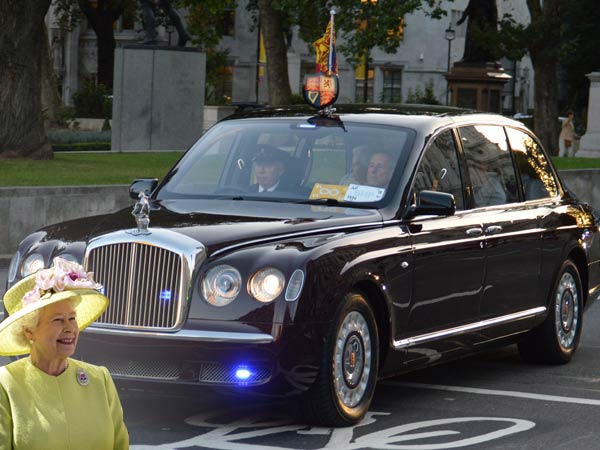 இங்கிலாந்து ராணி எலிசபெத் - 2 இங்கிலாந்து ராணி எலிசபெத் - 2