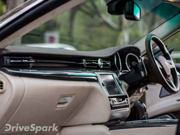 இன்டீரியர்