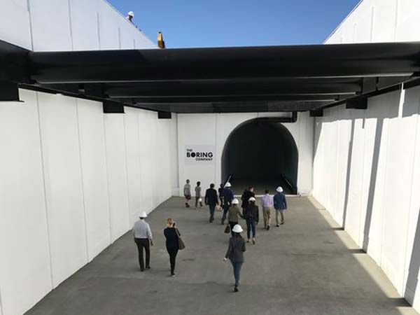 பாதாள சாலை போக்குவரத்து: எலான் மஸ்க்கின் அடுத்த இலக்கு!