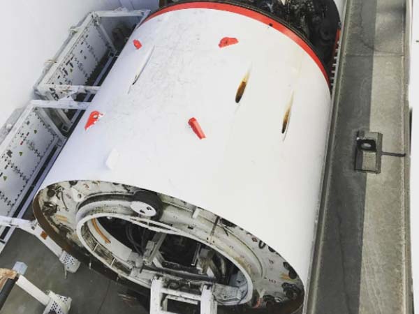 பாதாள சாலை போக்குவரத்து: எலான் மஸ்க்கின் அடுத்த இலக்கு!