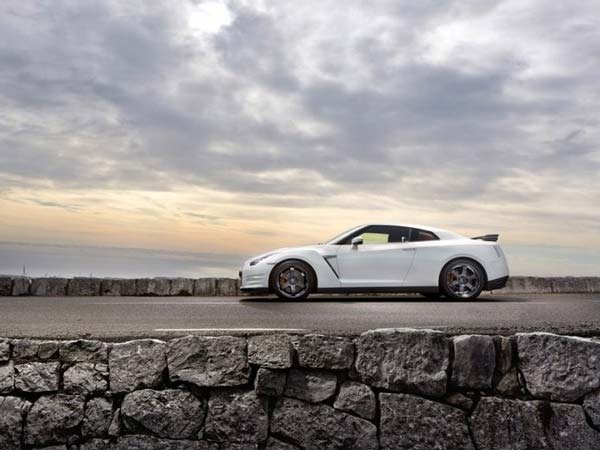 அரிதான ‘காட்ஸில்லா’வை விற்பனை செய்த சச்சின் டெண்டுல்கர்.!