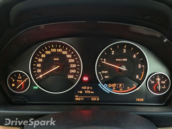 பிஎம்டபிள்யூ 320டீ ஜிடி காரின் ஃபர்ஸ்ட் டிரைவ் ரிப்போர்ட்!