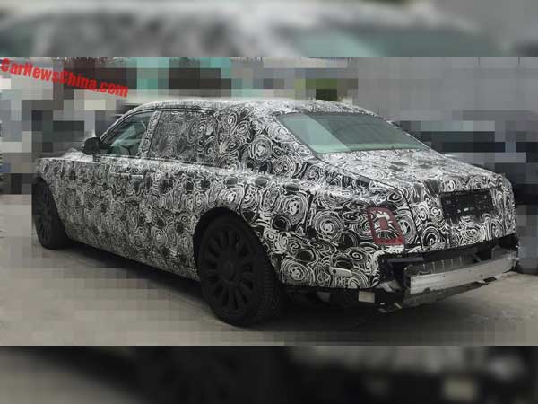 சீனாவில் சர்பரைஸ் தந்த ரோல்ஸ்-ராய்ஸ் புதிய ஃபான்ந்தம் கார்!