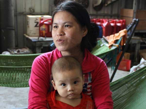 யூ-டியூப் பார்த்து விமானம் தயாரித்த கார் மெக்கானிக்..!