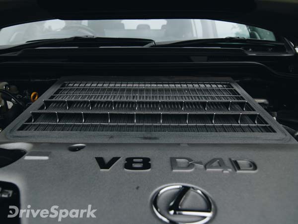 எஞ்சின்